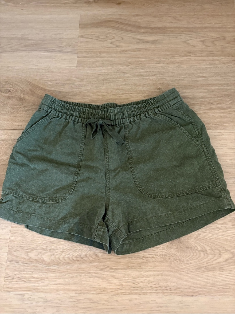 JCrew Casual Olive Drawstring Women’s Shorts